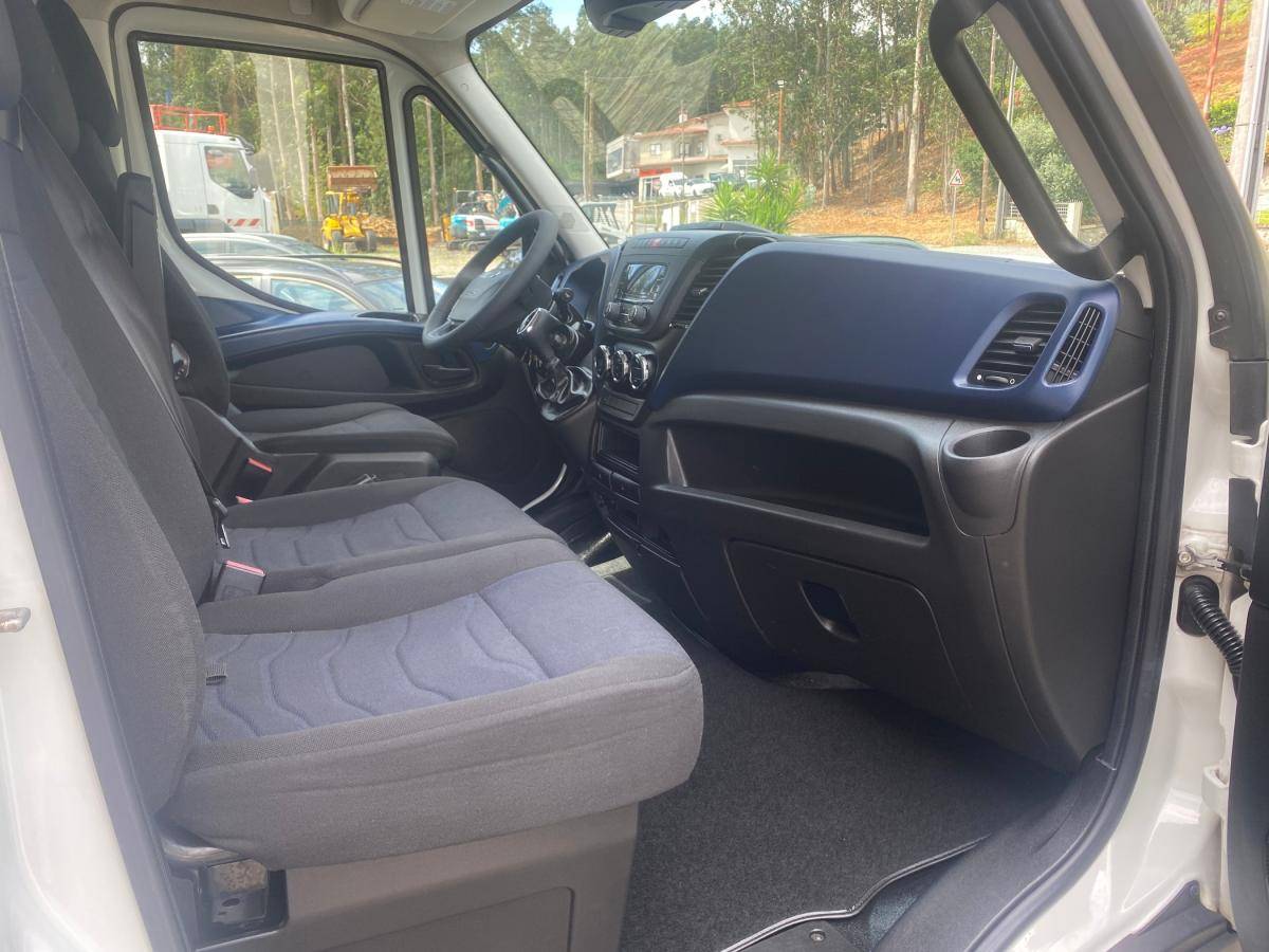 iveco-daily-2019-diesel-2998cc