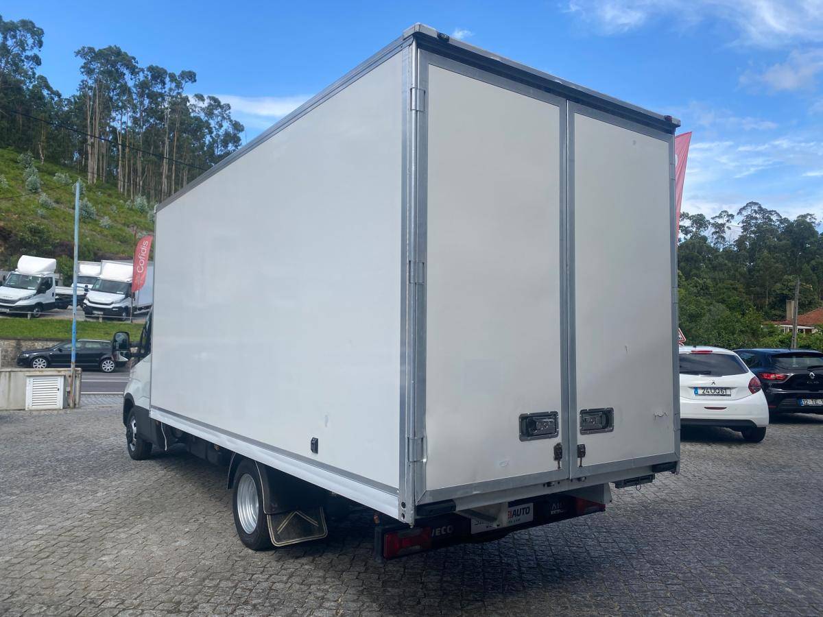 iveco-daily-2019-diesel-2998cc