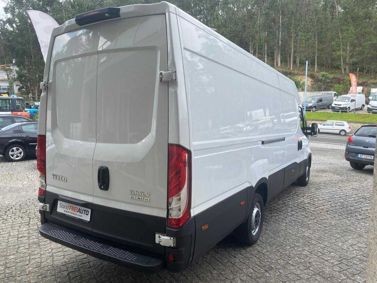 iveco-daily-2021-diesel-2287cc