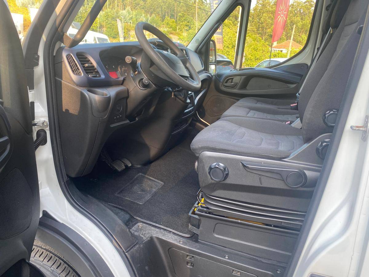 iveco-daily-2019-diesel-2998cc