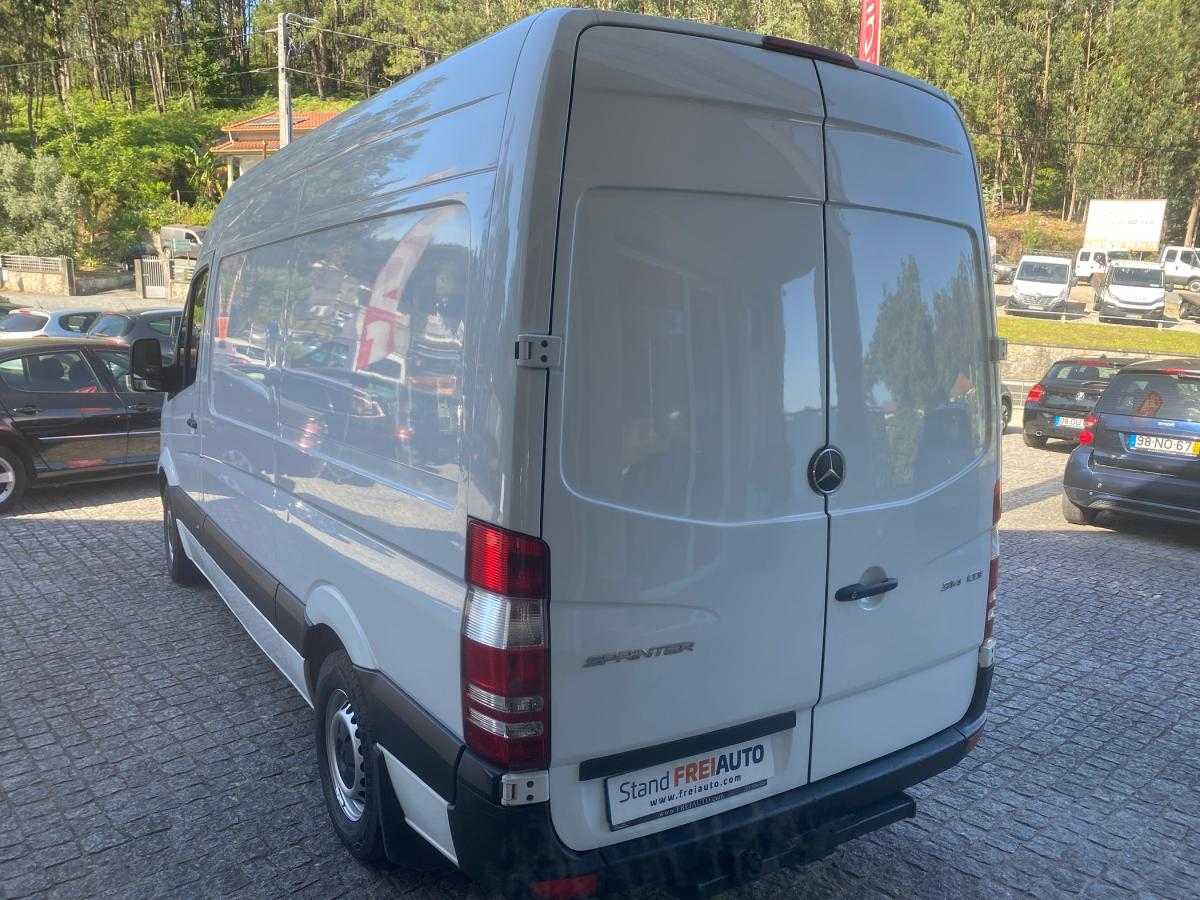 mercedes-benz-sprinter-2017-diesel-2143cc