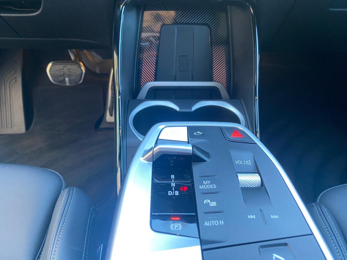 bmw-ix-2025-eletrico-0cc