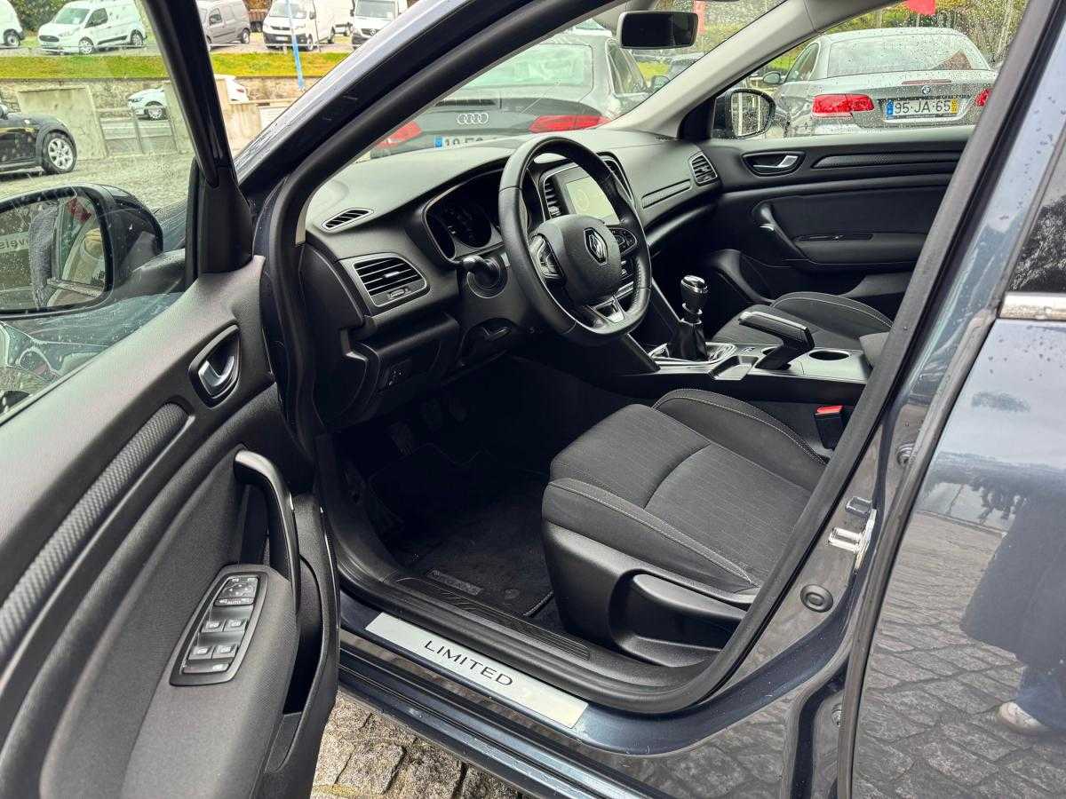 renault-megane-2019-diesel-1461cc