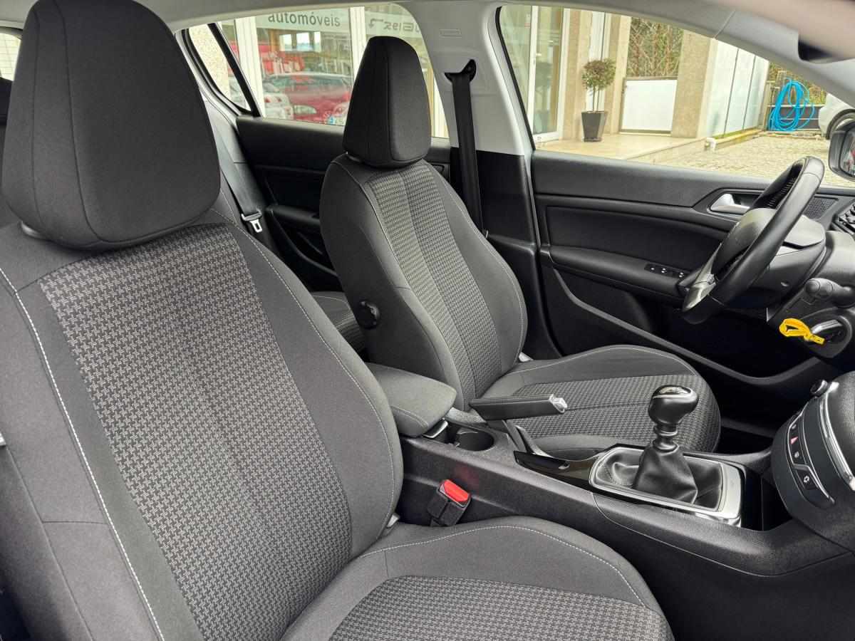 peugeot-308-2019-diesel-1499cc