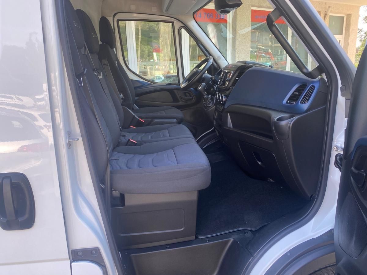 iveco-daily-2021-diesel-2998cc