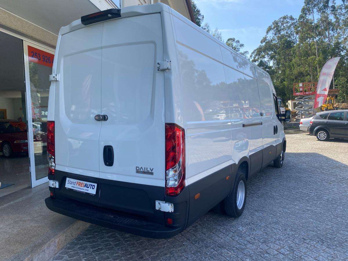 iveco-daily-2021-diesel-2998cc
