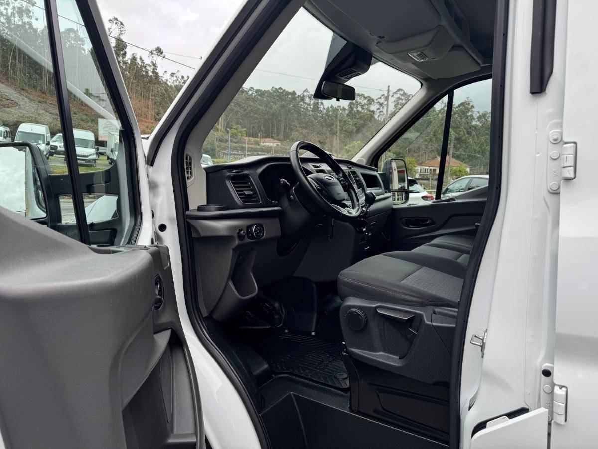 ford-transit-2024-diesel-1995cc