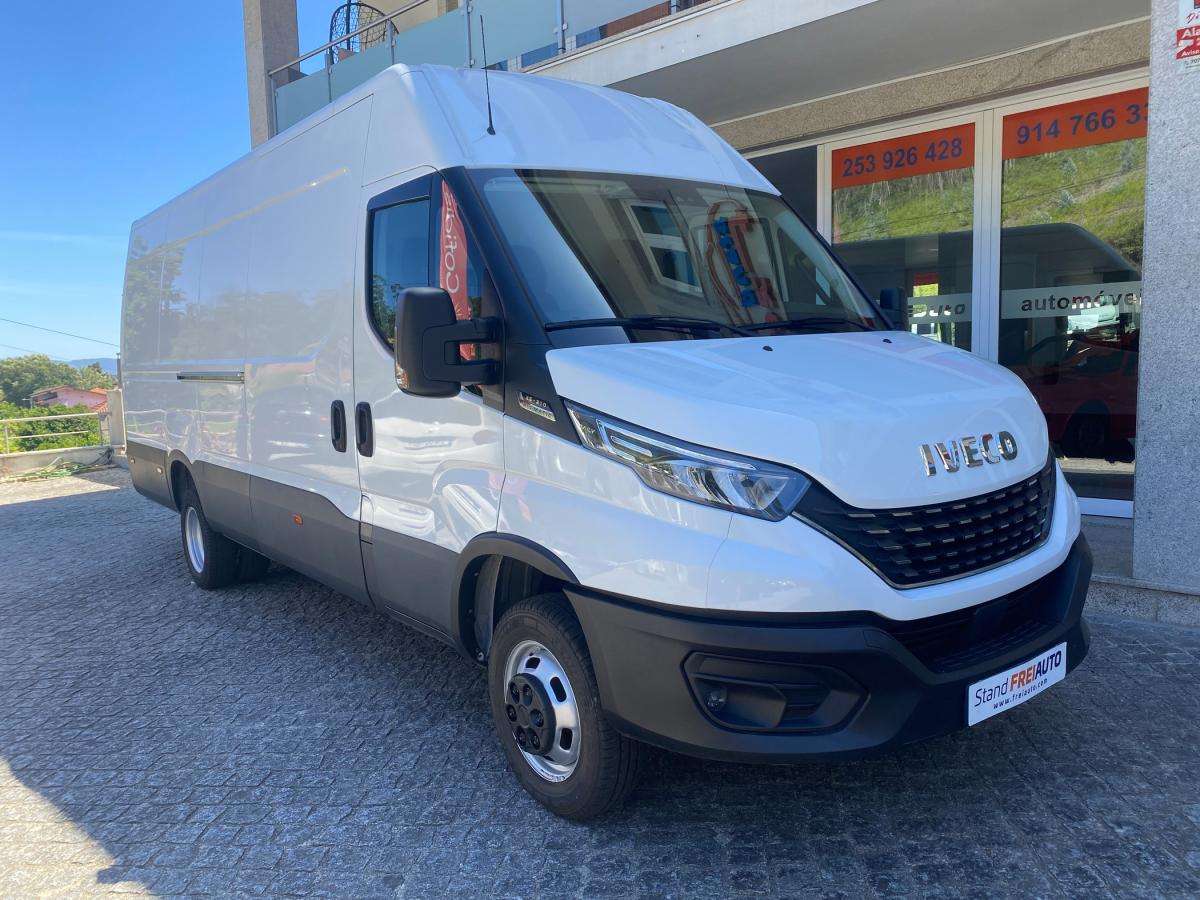 iveco-daily-2021-diesel-2998cc
