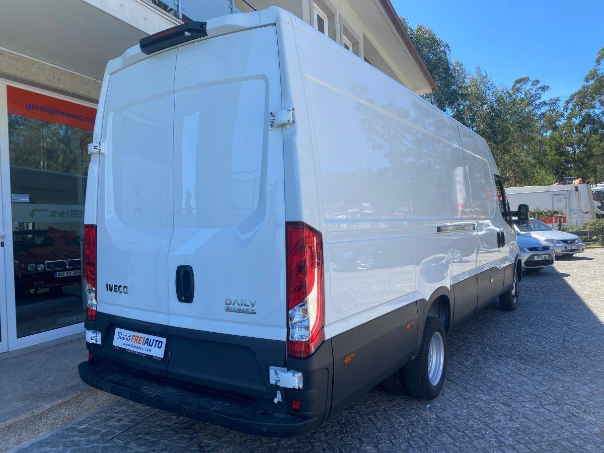 iveco-daily-2021-diesel-2998cc