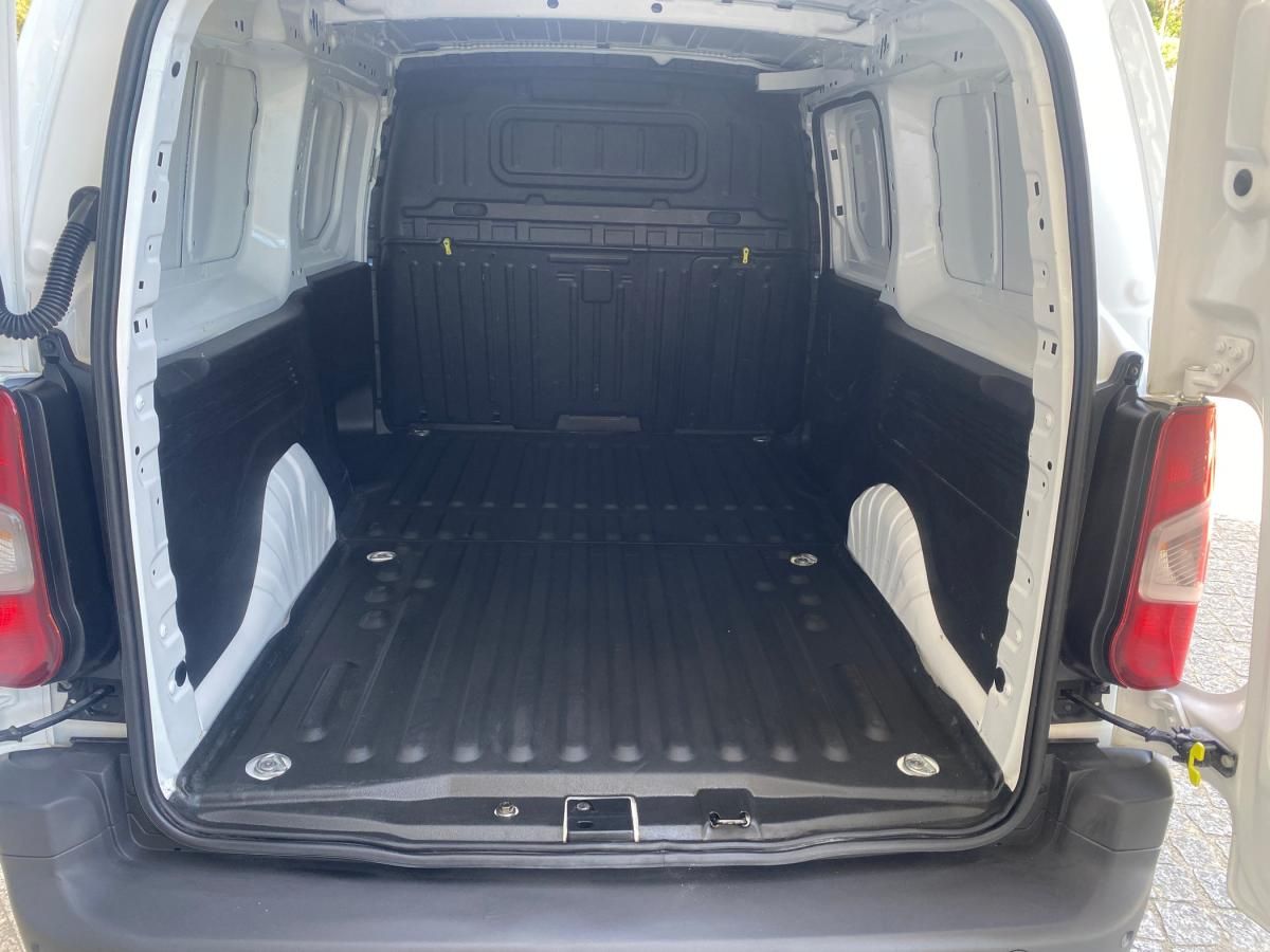 citroen-berlingo-2021-diesel-1499cc