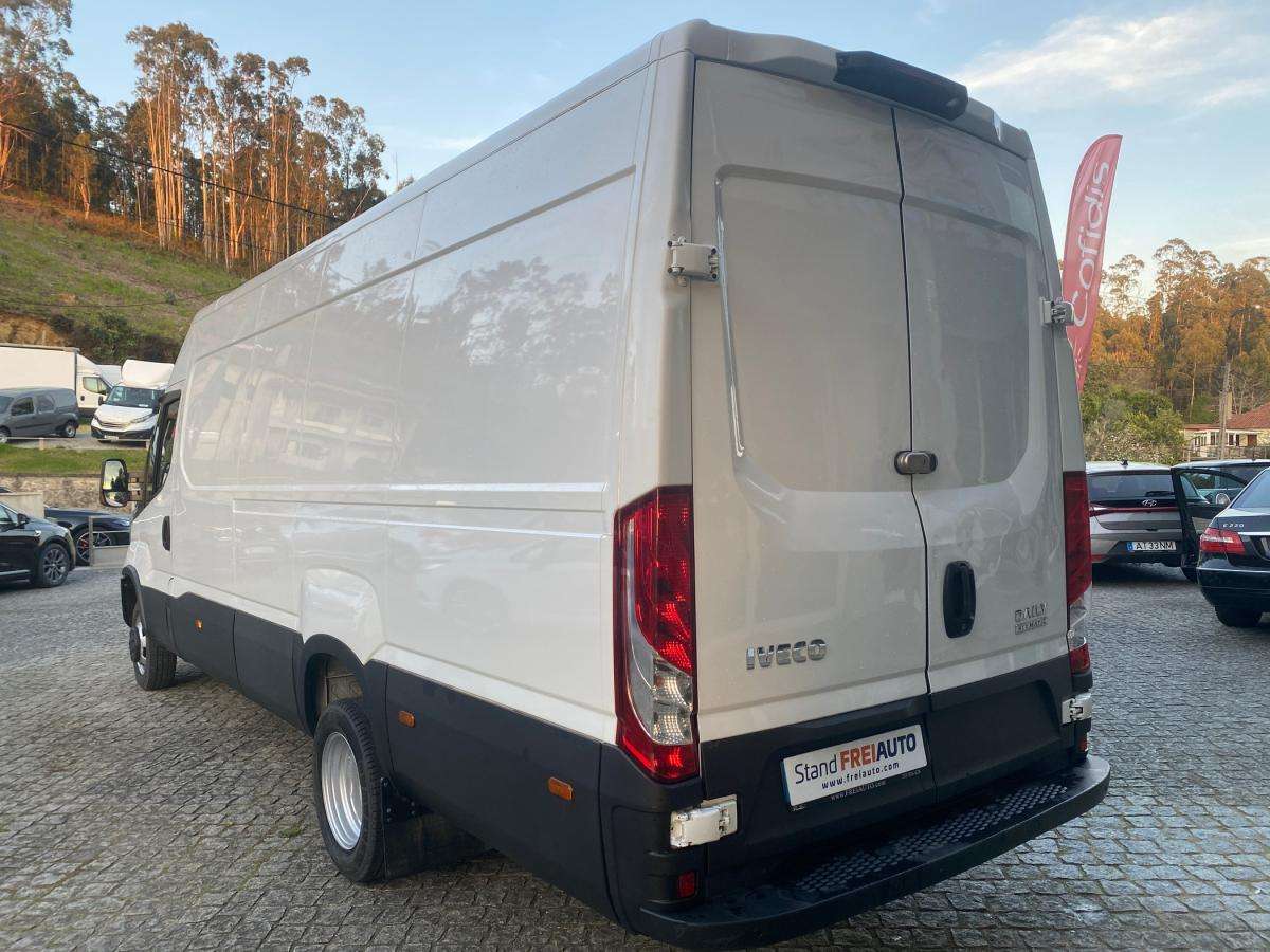 iveco-daily-2021-diesel-2998cc