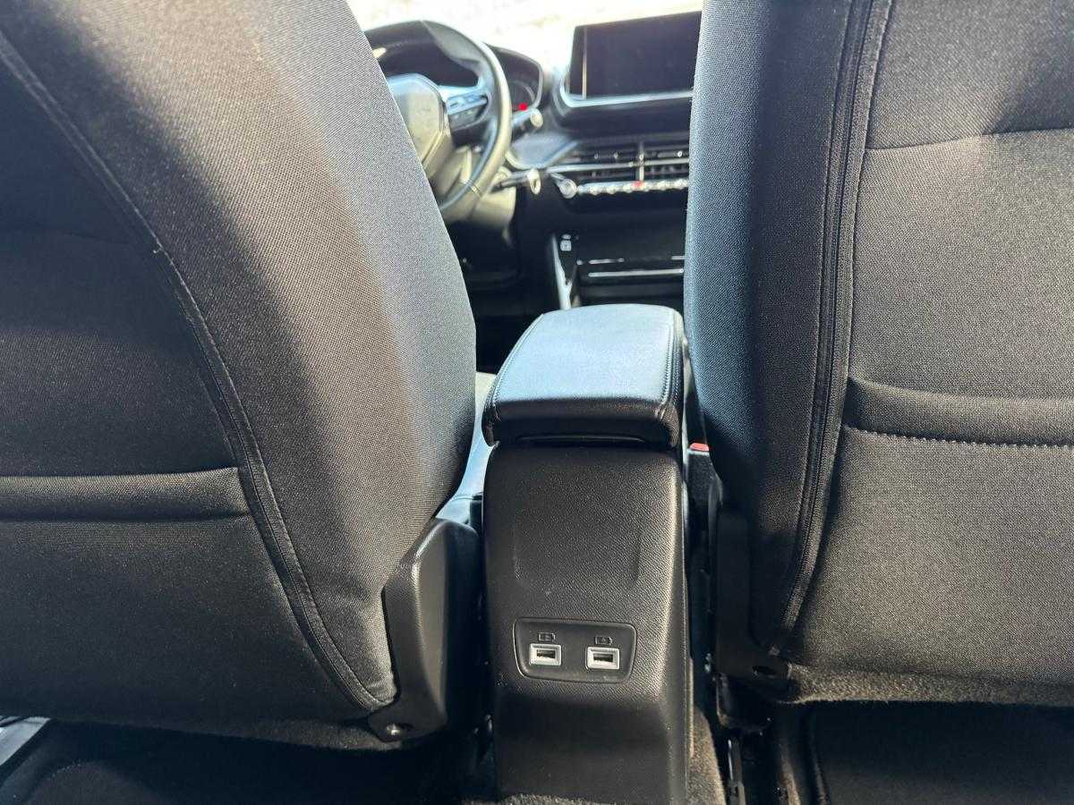 peugeot-2008-2023-diesel-1499cc