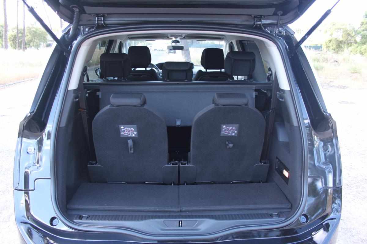 citroen-c4-picasso-1-6-bluehdi-2017-diesel-1560cc