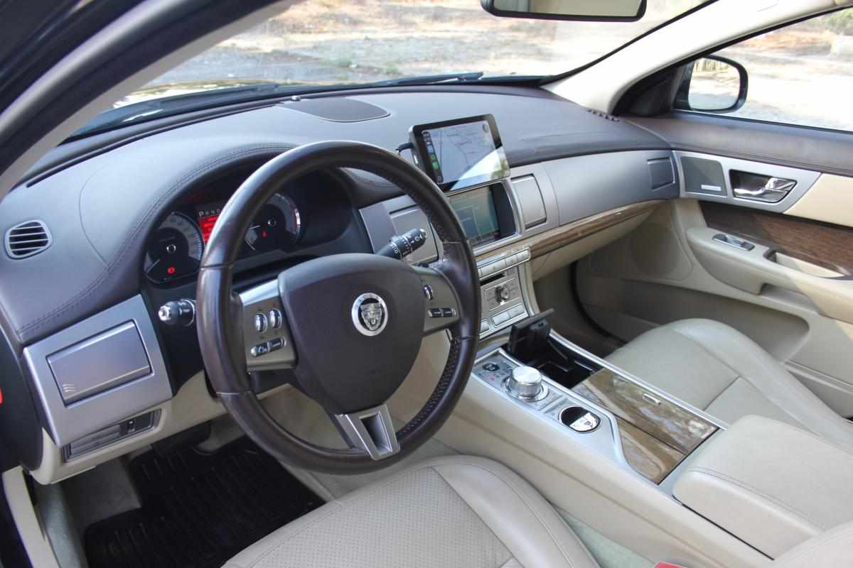 jaguar-xf-3-0-v6-2010-diesel-2993cc
