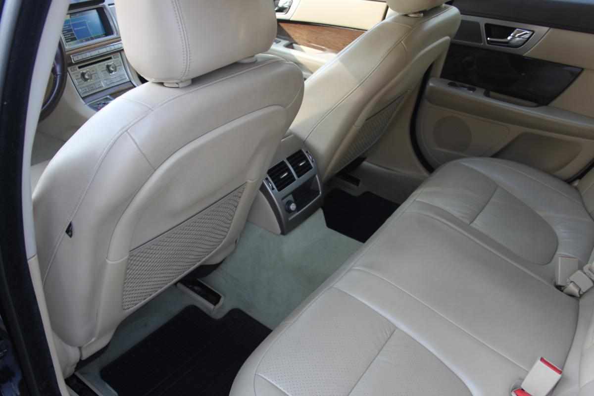 jaguar-xf-3-0-v6-2010-diesel-2993cc