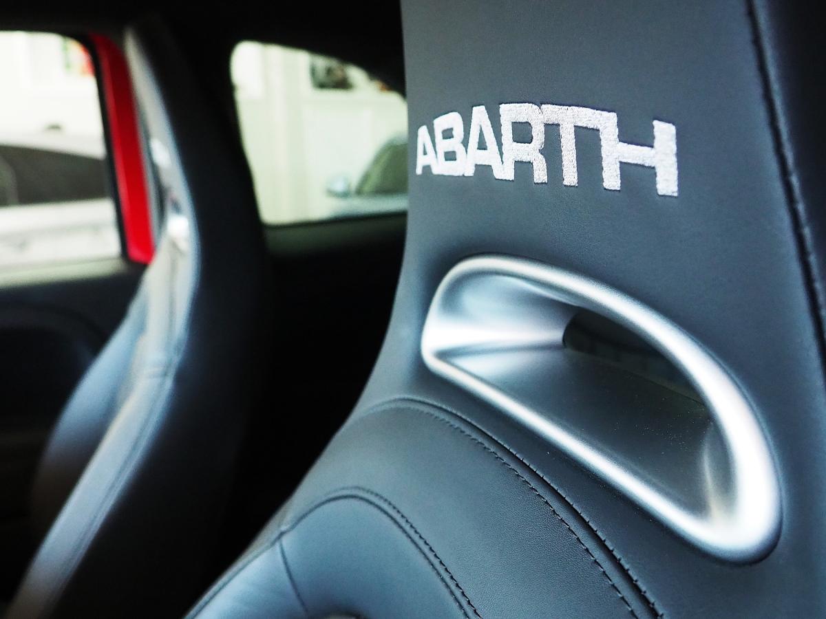 abarth-595-2024-gasolina-1368cc