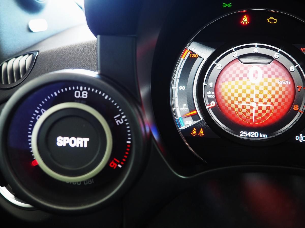 abarth-595-2024-gasolina-1368cc