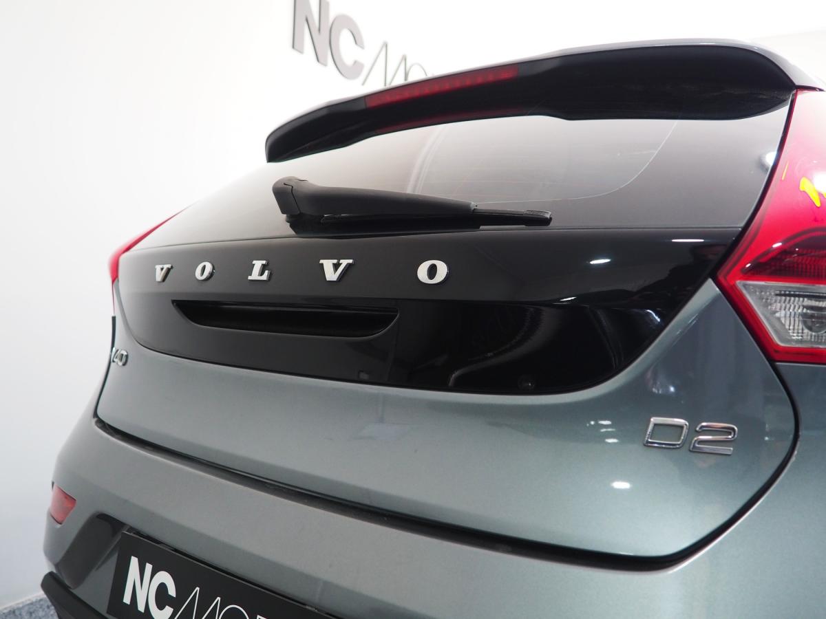 volvo-v40-2014-diesel-1560cc