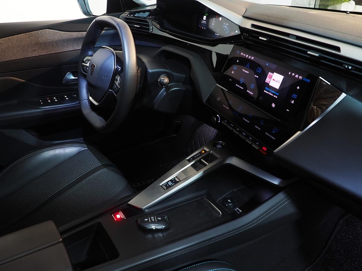 peugeot-308-sw-2023-diesel-1499cc