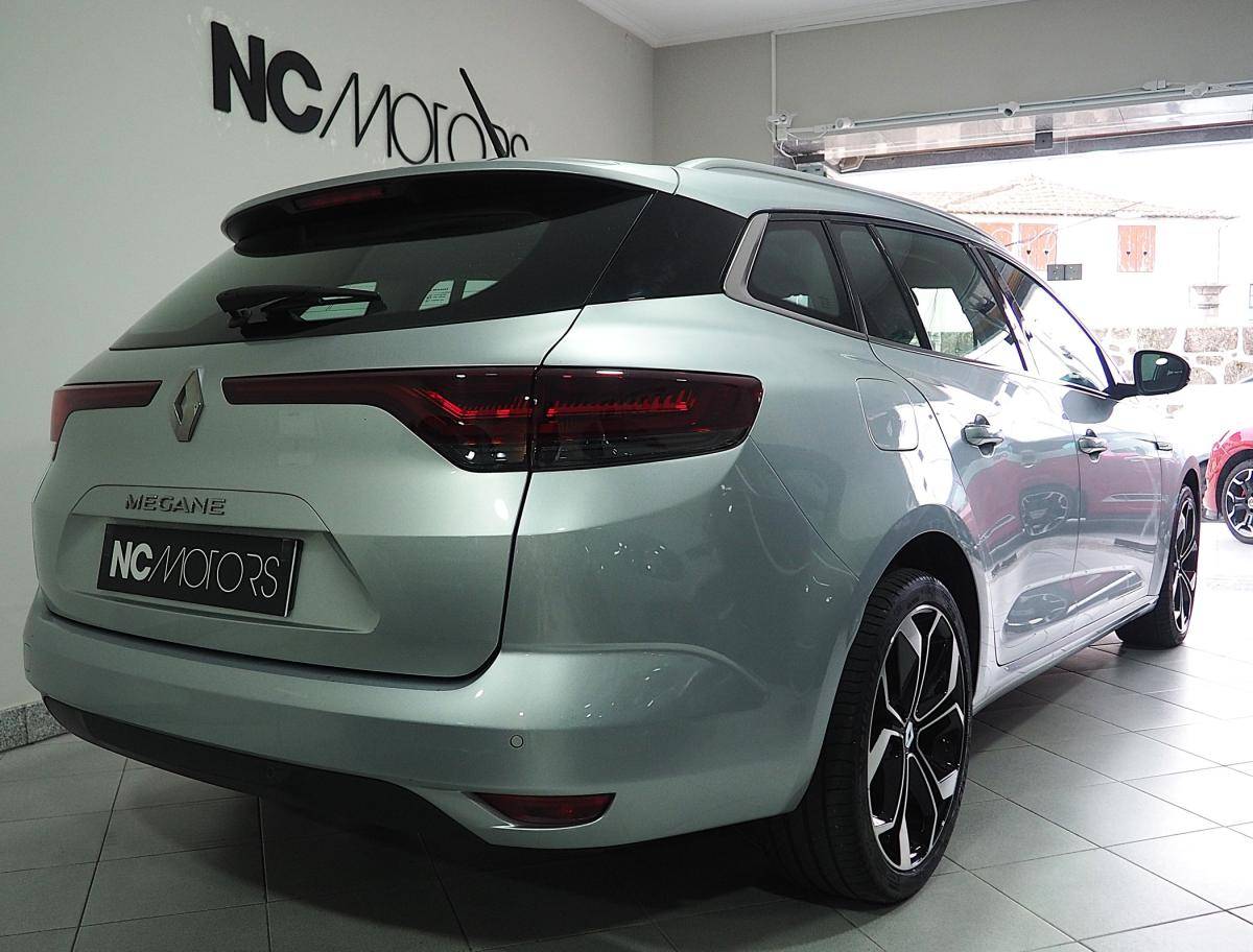 renault-megane-sport-tourer-2022-diesel-1461cc