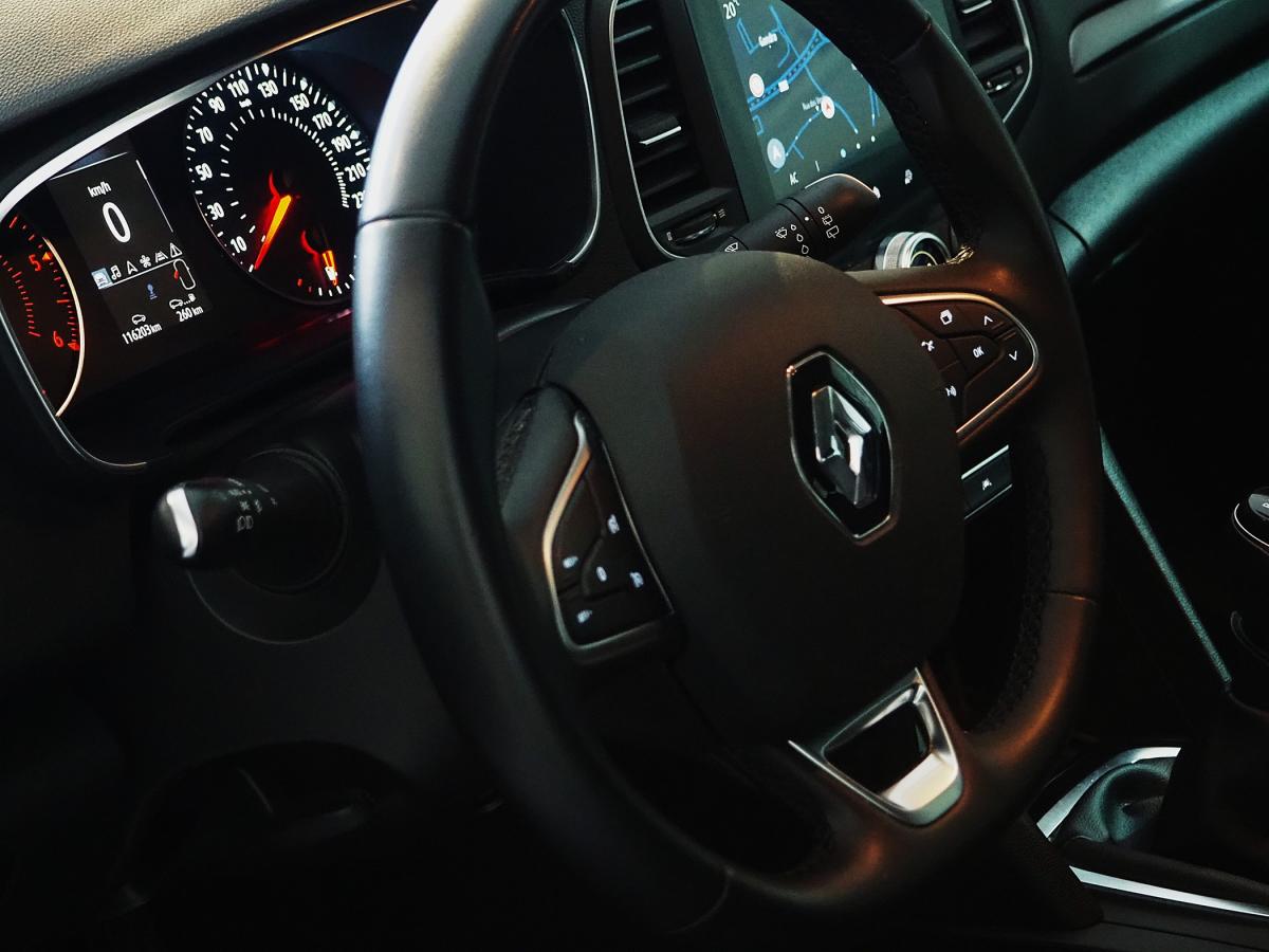 renault-megane-sport-tourer-2022-diesel-1461cc