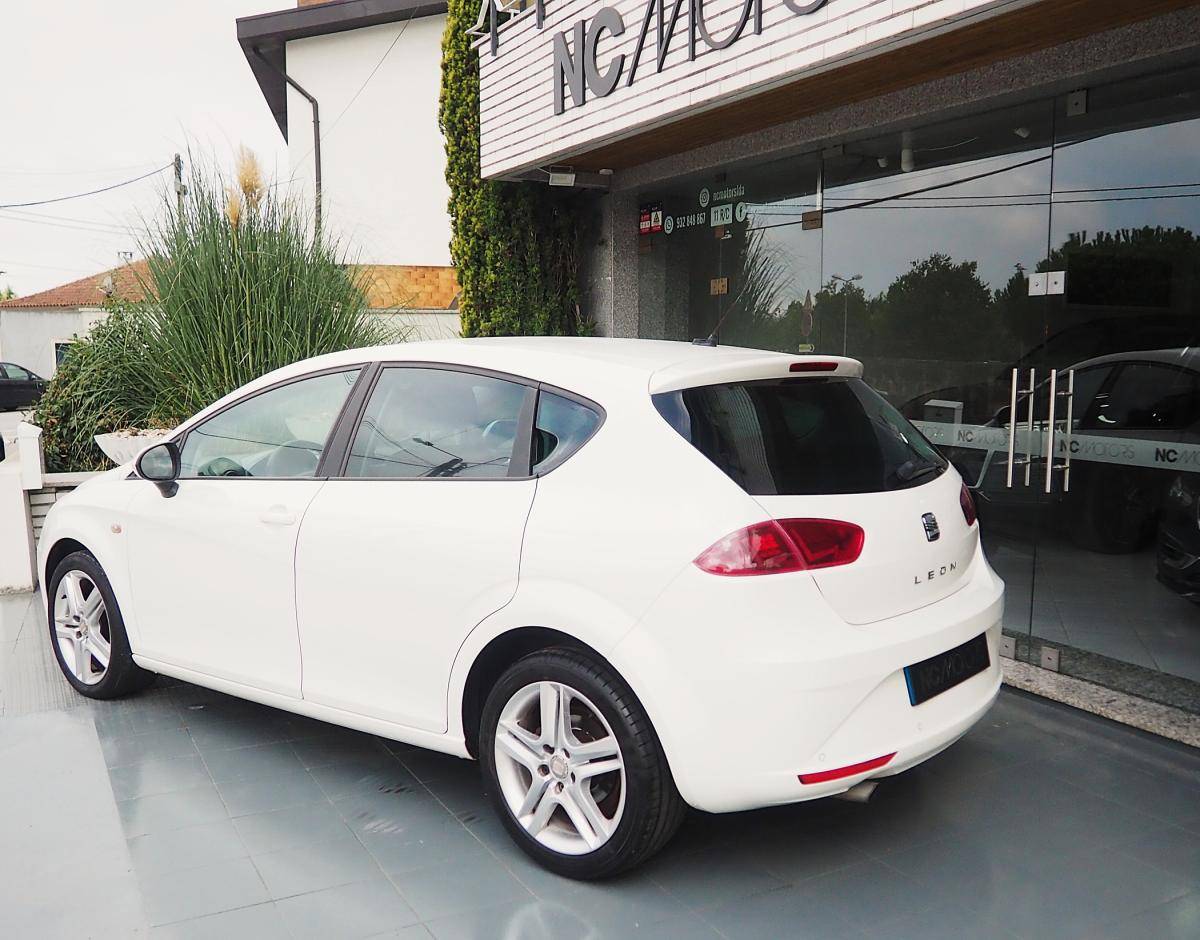 seat-leon-2012-diesel-1598cc