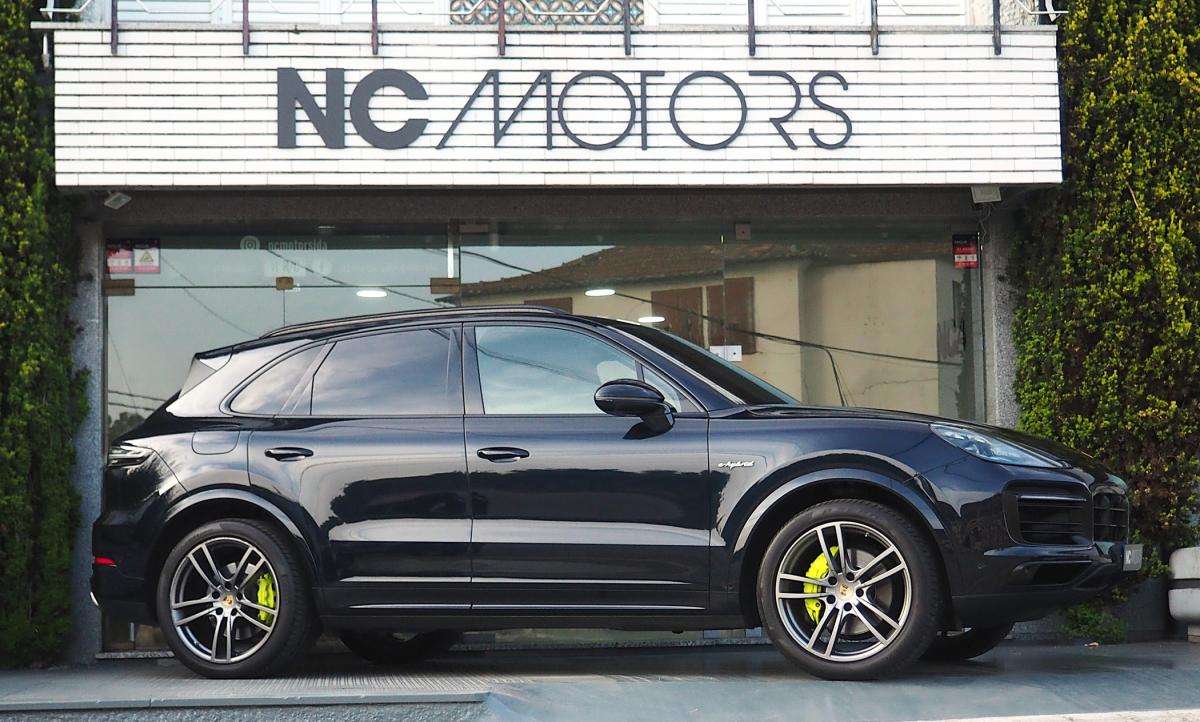 porsche-cayenne-2022-hibrido-a-gasolina-2995cc