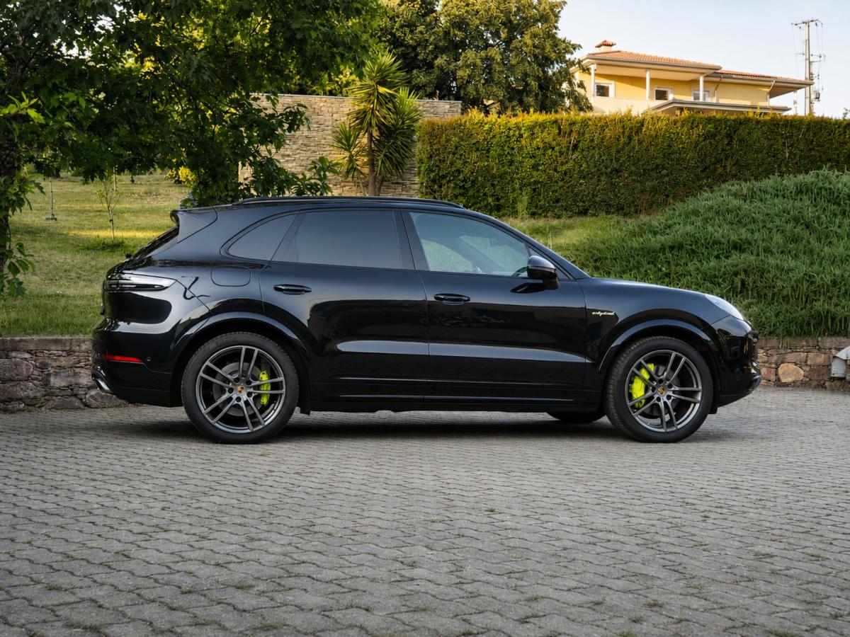 porsche-cayenne-2022-hibrido-a-gasolina-2995cc