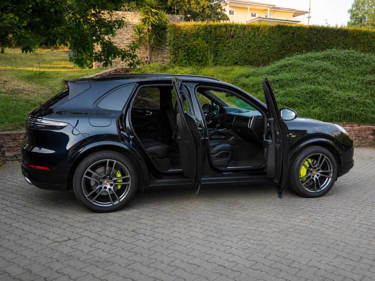 porsche-cayenne-2022-hibrido-a-gasolina-2995cc