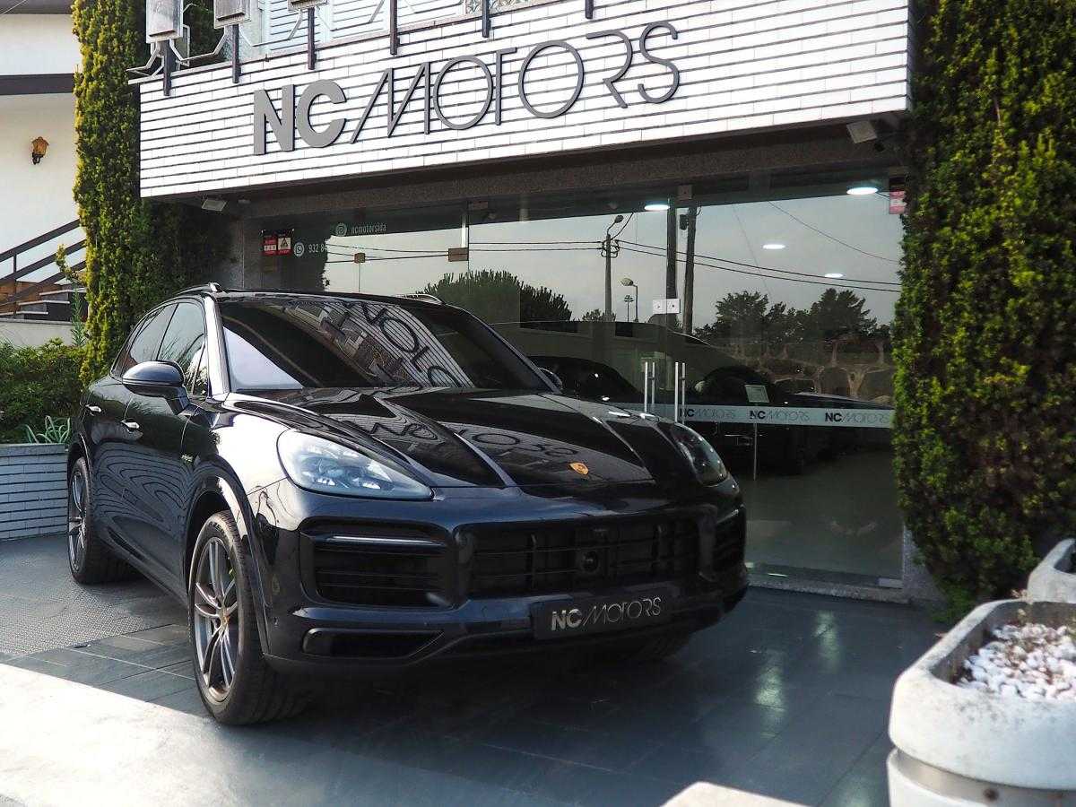 porsche-cayenne-2022-hibrido-a-gasolina-2995cc