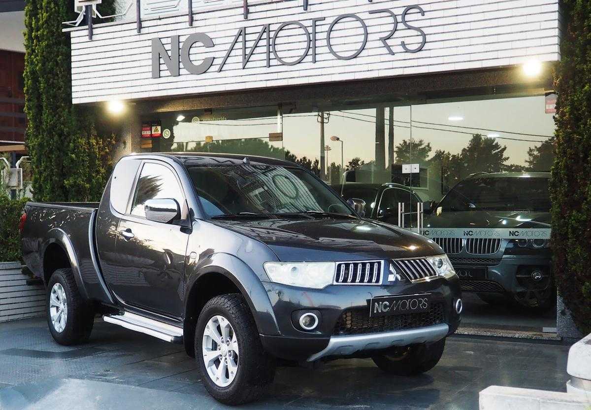 mitsubishi-l200-2012-diesel-2477cc