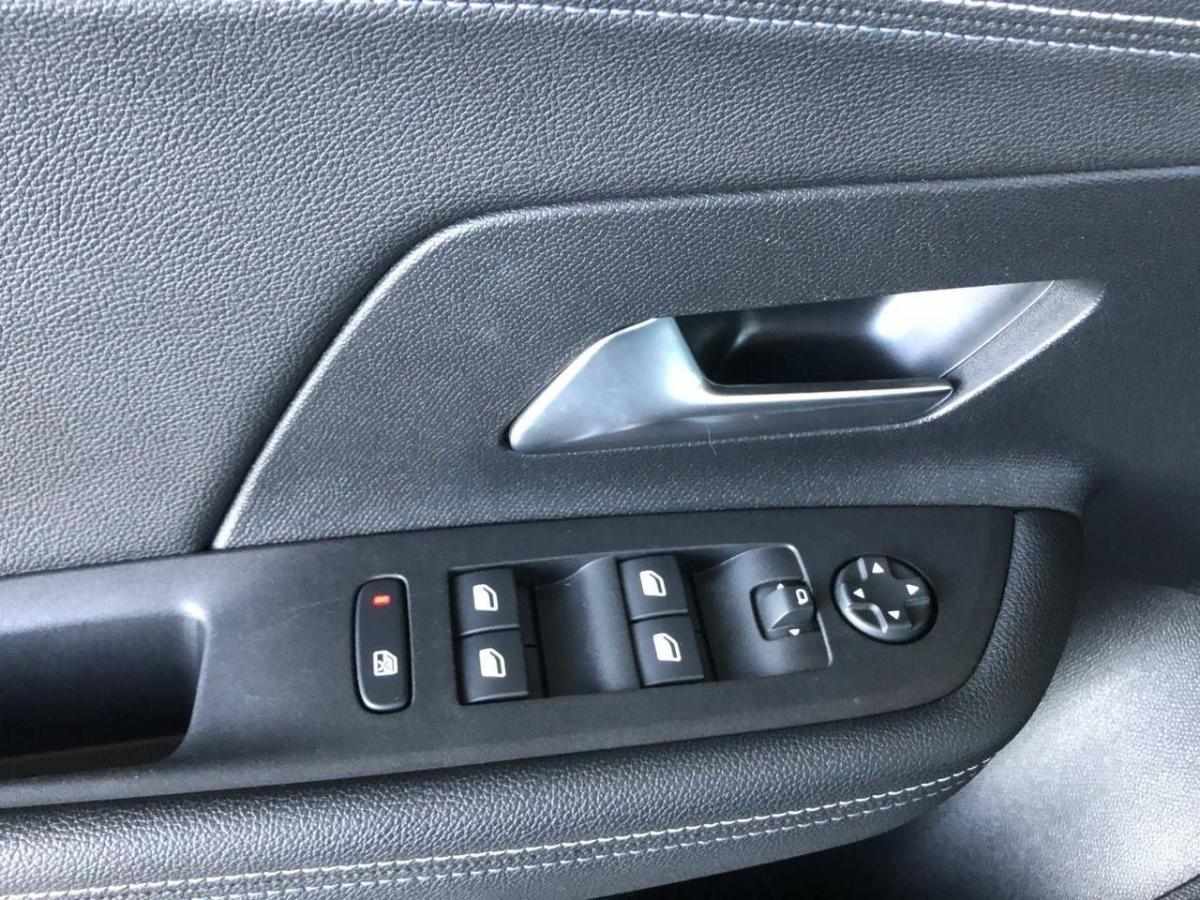 opel-meriva-2025-gasolina-1199cc