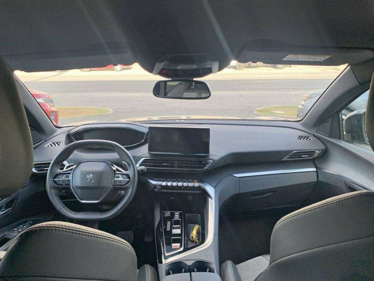 peugeot-5008-2024-gasolina-1199cc