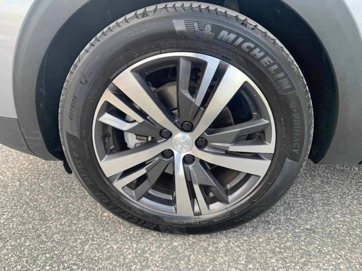 peugeot-5008-2024-gasolina-1199cc