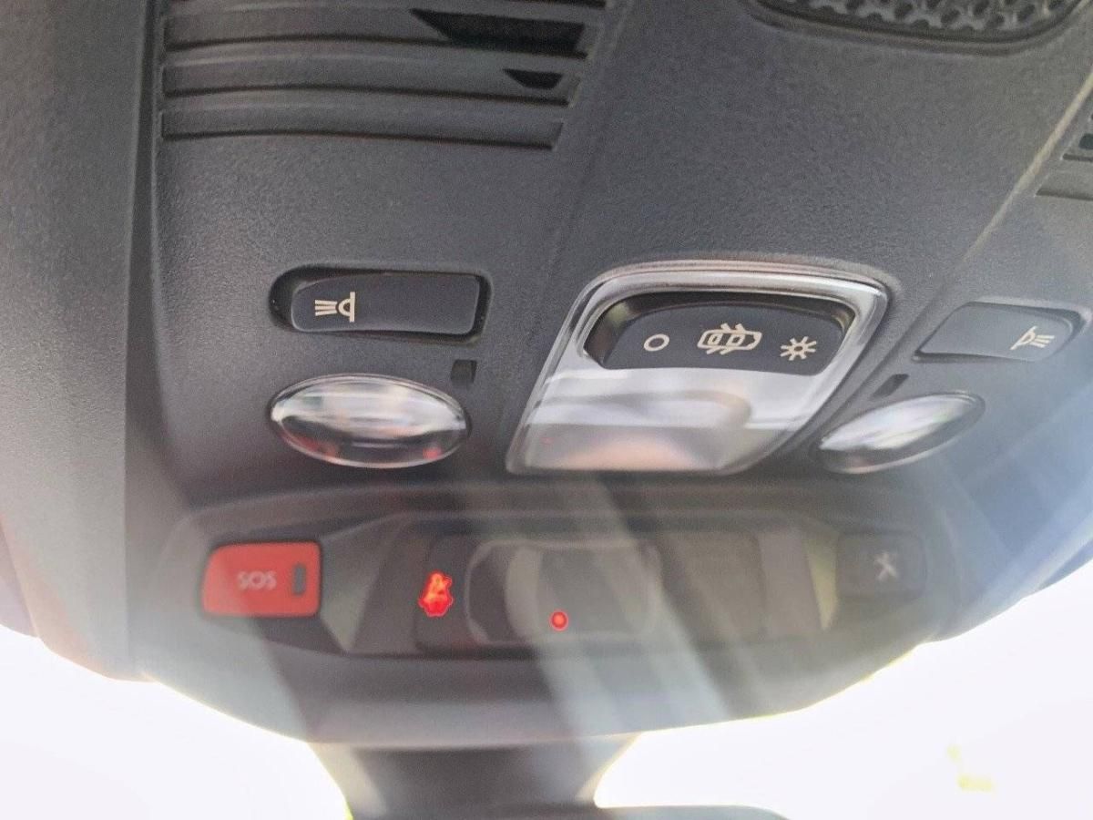 peugeot-5008-2024-gasolina-1199cc