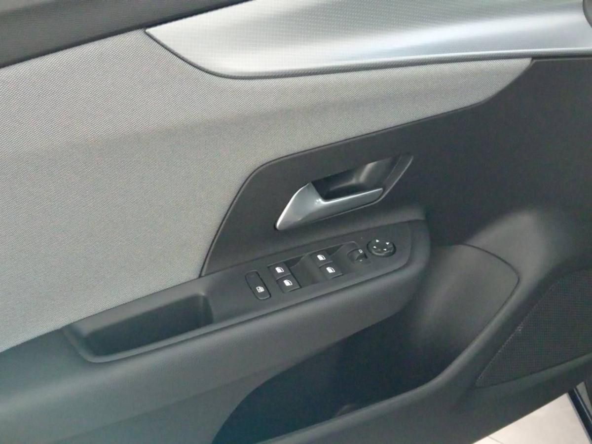 opel-meriva-2025-gasolina-1199cc