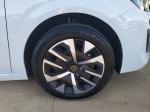 peugeot-208-2025-eletrico-500cc