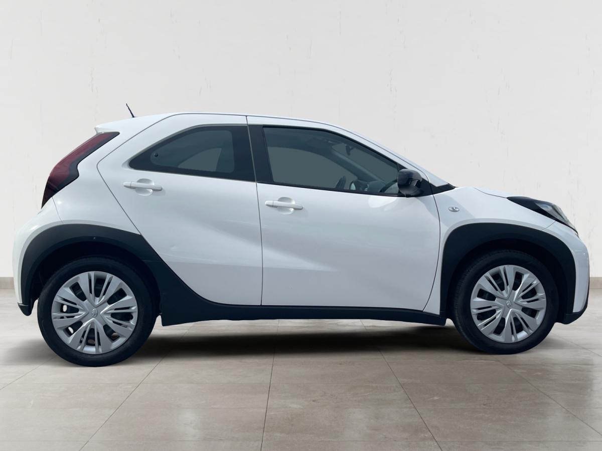 toyota-aygo-x-2022-gasolina-998cc