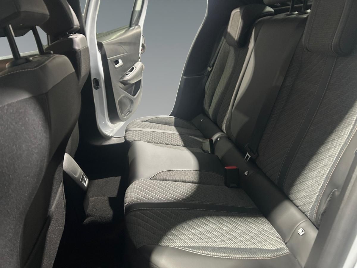 peugeot-208-2025-gasolina-1199cc