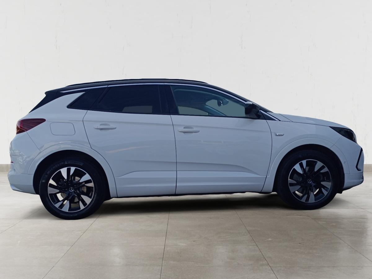 opel-grandland-2024-hibrido-a-gasolina-1598cc