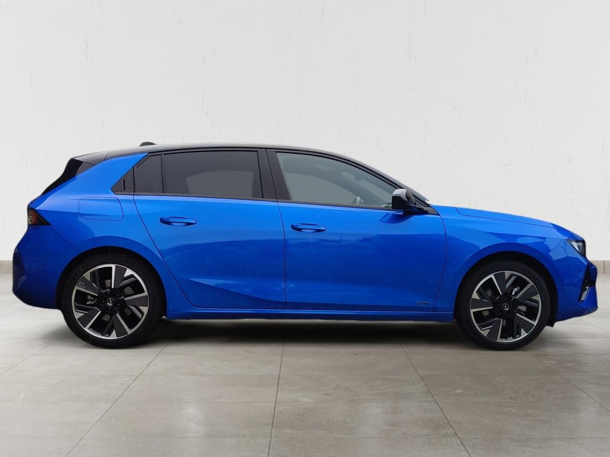opel-astra-2023-eletrico-500cc