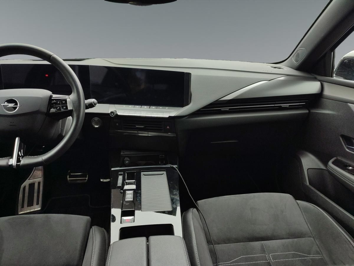 opel-astra-2023-eletrico-500cc