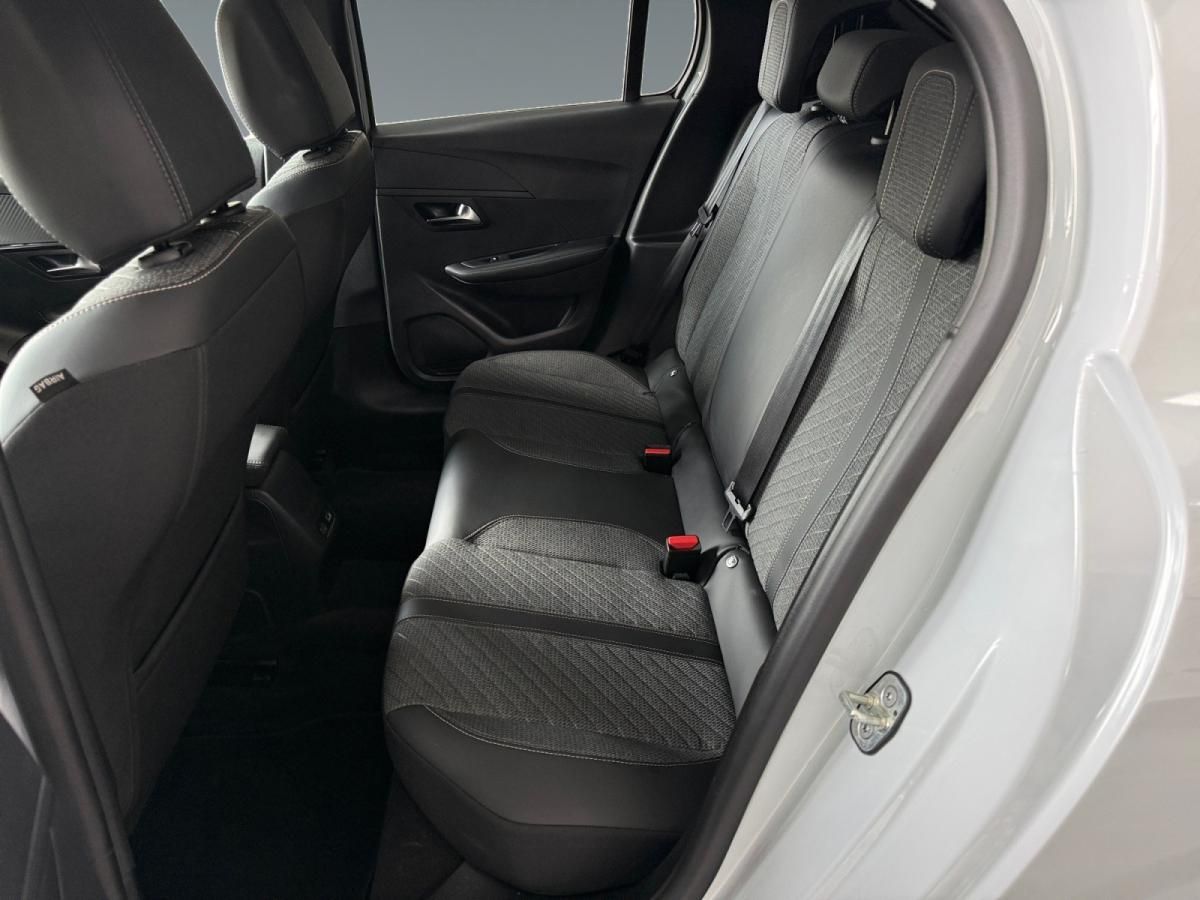peugeot-208-2025-gasolina-1199cc