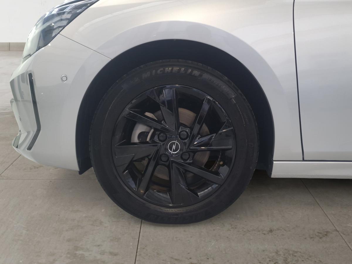 opel-corsa-2025-gasolina-1199cc