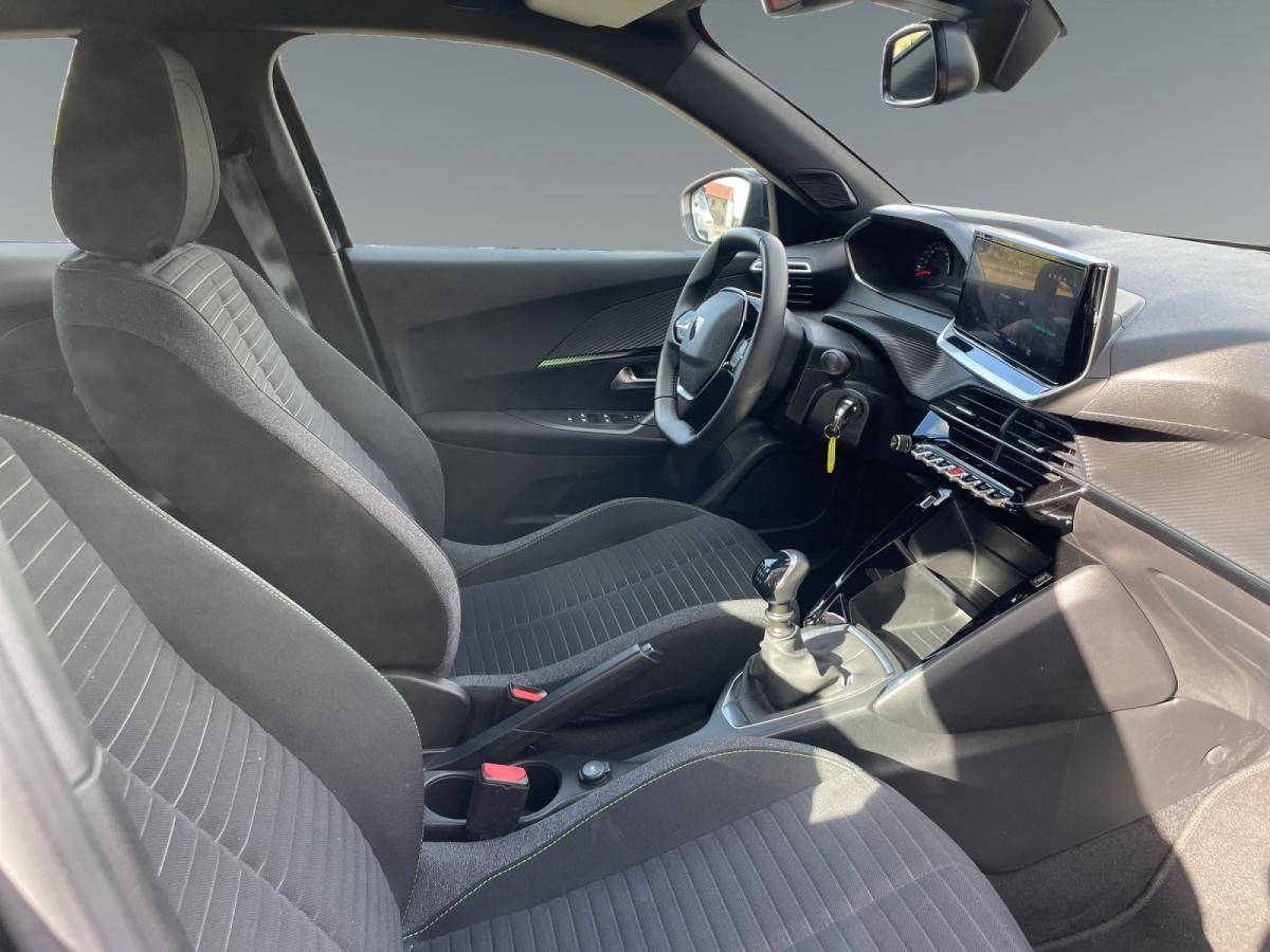 peugeot-2008-2023-gasolina-1199cc