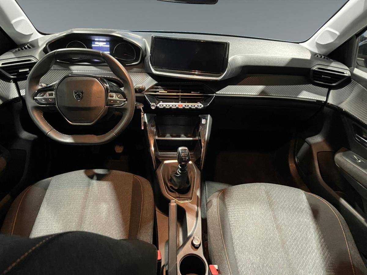 peugeot-208-2025-gasolina-1199cc