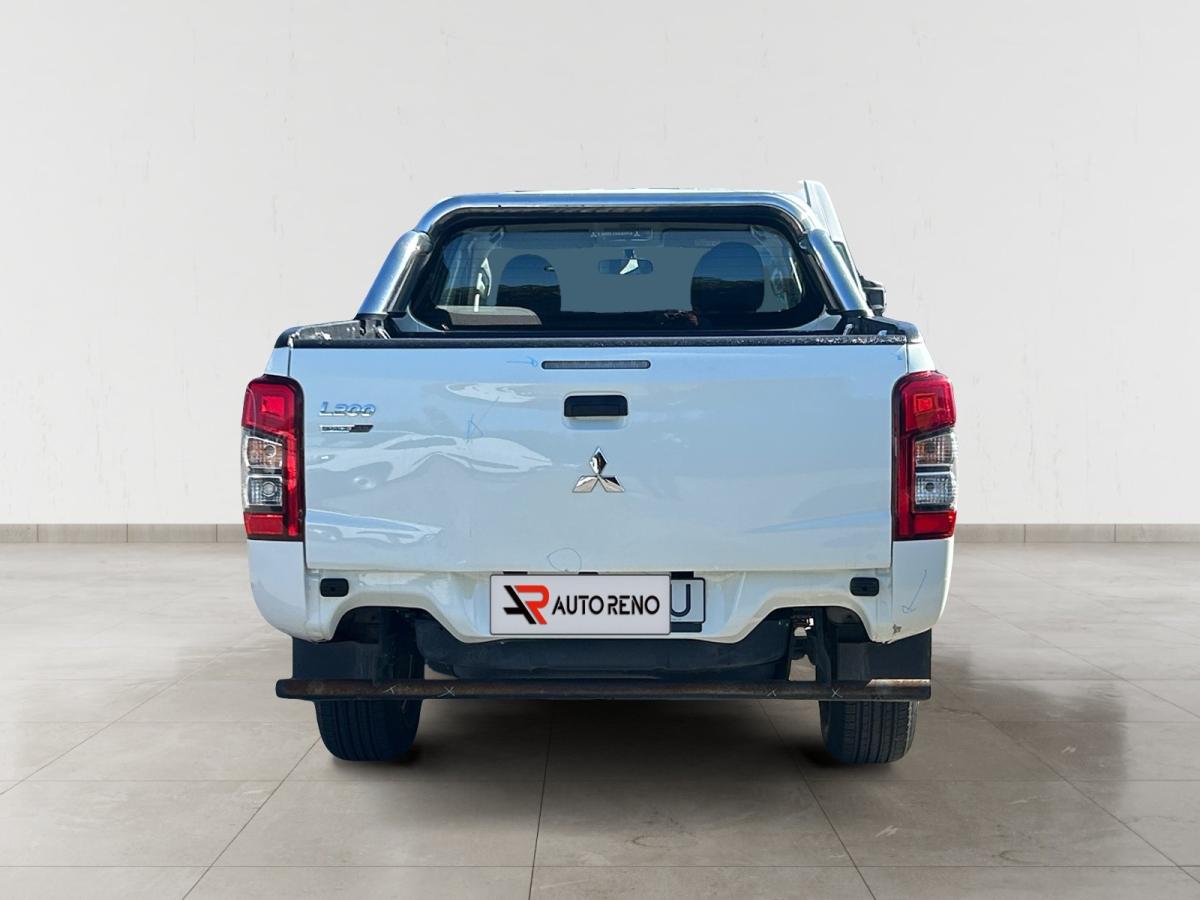 mitsubishi-l200-2022-diesel-2268cc