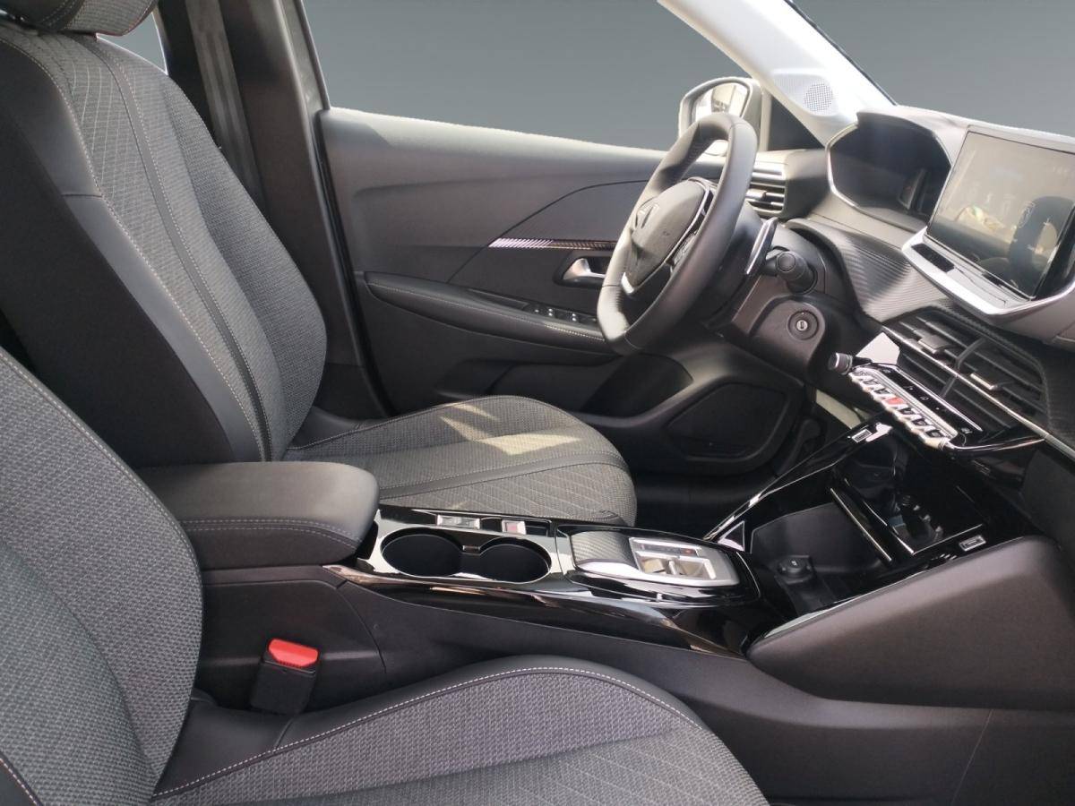 peugeot-208-2025-gasolina-1199cc
