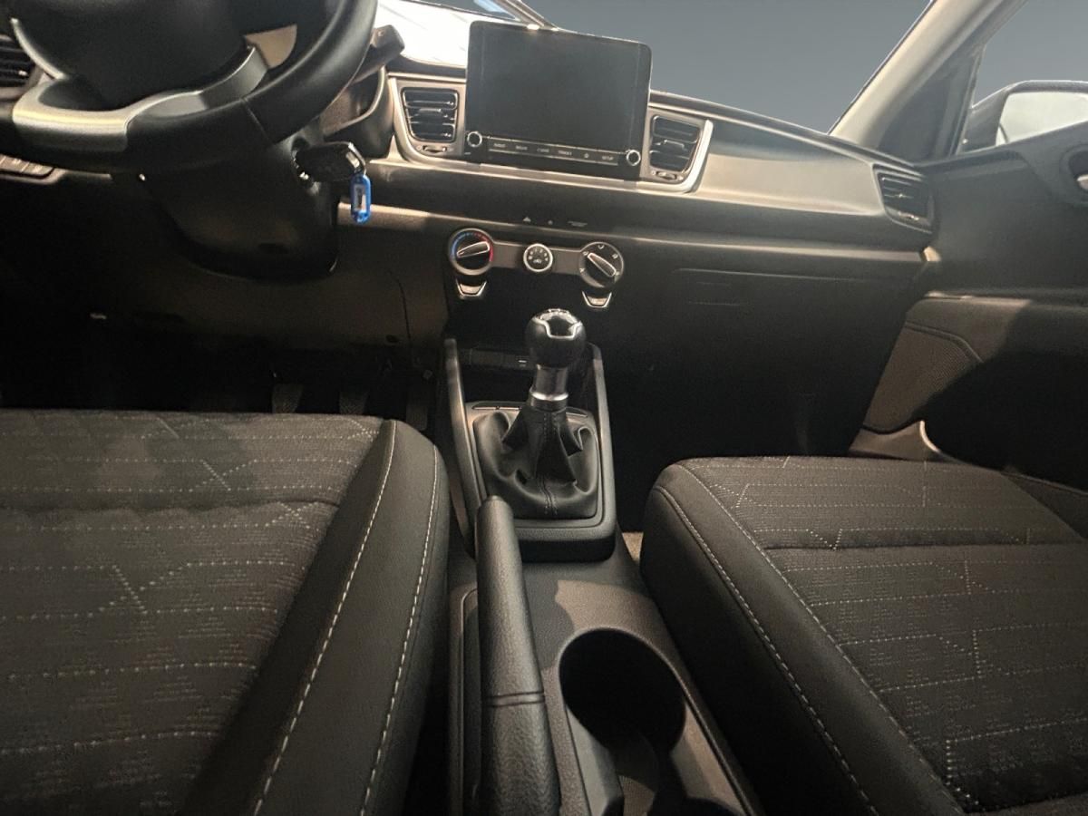 kia-rio-2023-gasolina-1197cc