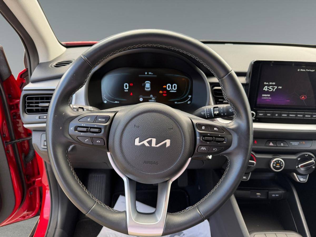 kia-stonic-2025-gasolina-1197cc